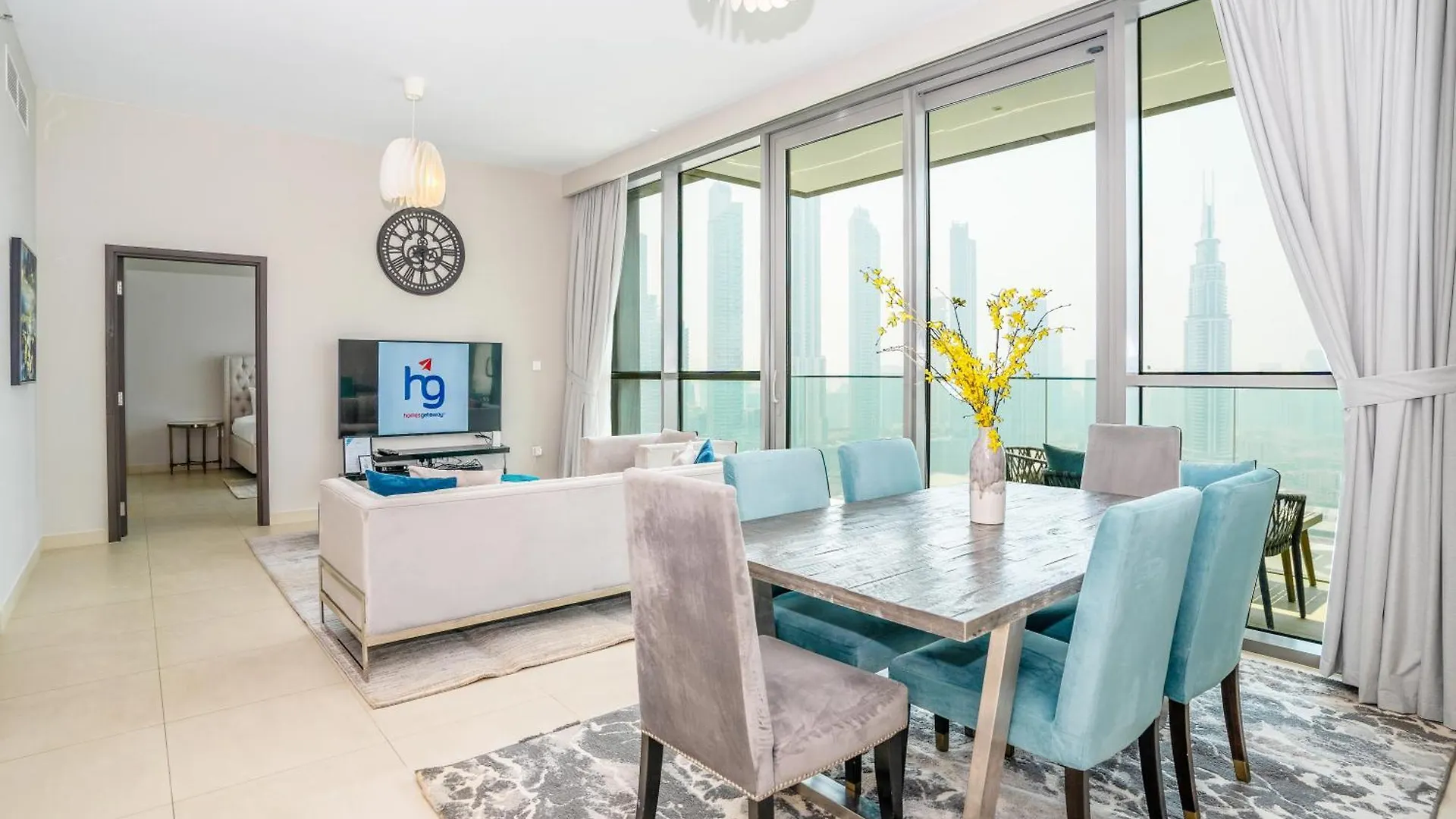 Apartment Homesgetaway - Sophisticated 3Br With Maids Room In Downtown Dubai United Arab Emirates