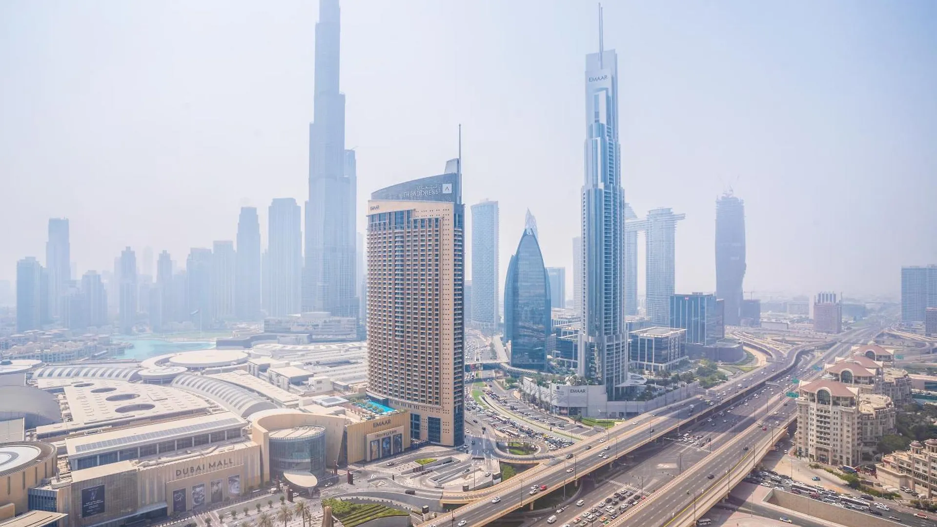 Homesgetaway - Sophisticated 3Br With Maids Room In Downtown Dubai