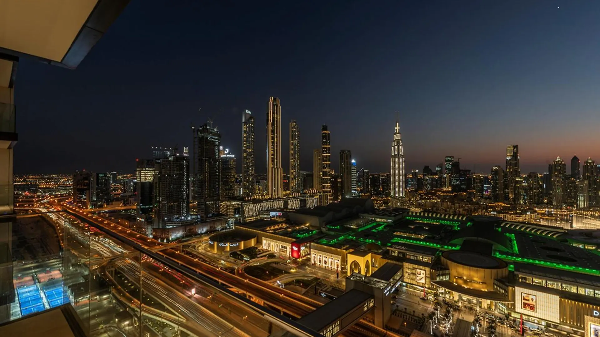 Apartmán Homesgetaway - Sophisticated 3Br With Maids Room In Downtown Dubaj