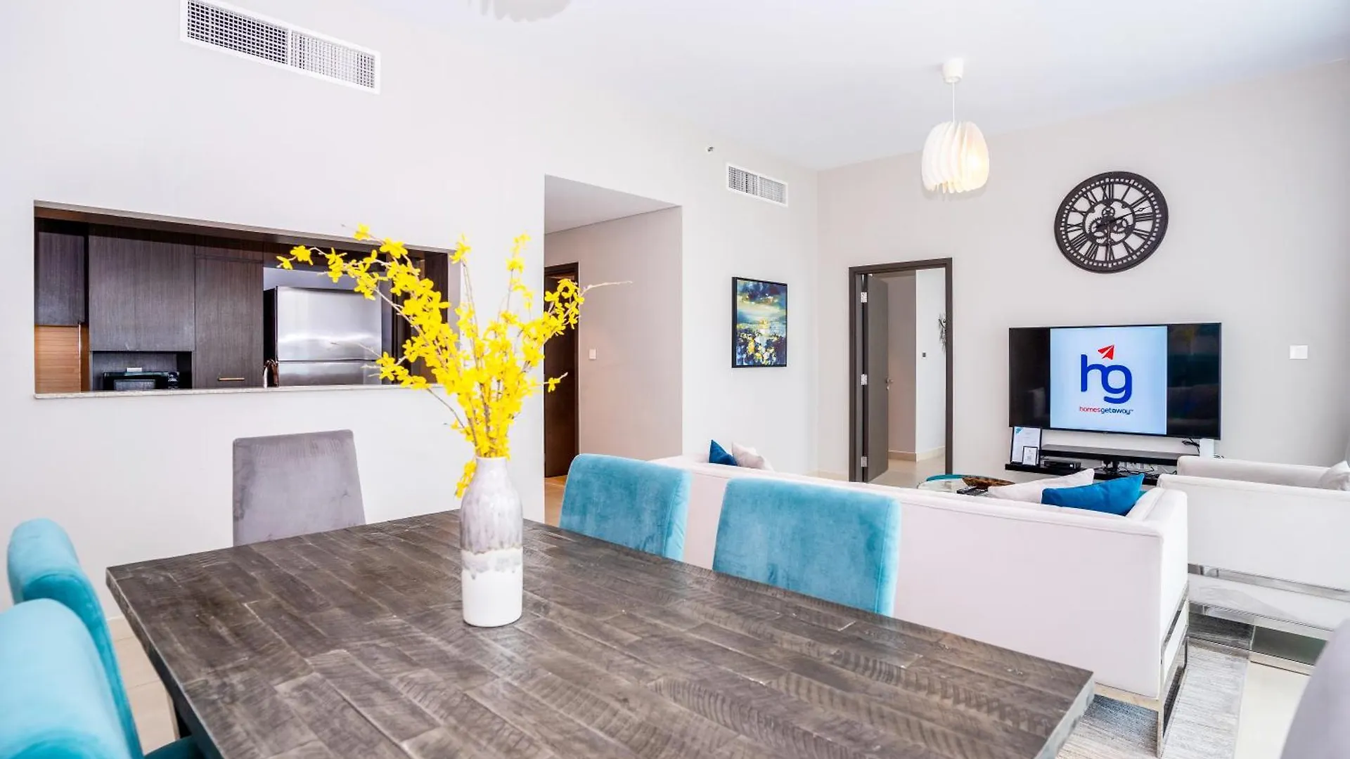 Homesgetaway - Sophisticated 3Br With Maids Room In Downtown Dubaj Apartmán