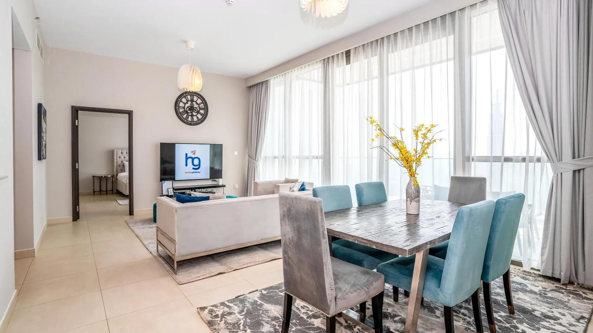 Apartmán Homesgetaway - Sophisticated 3Br With Maids Room In Downtown Dubaj